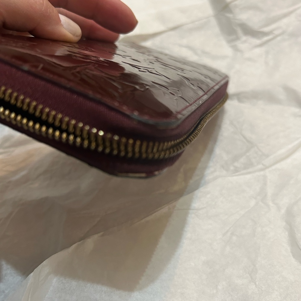 Louis Vuitton Vernis Amarante Zippy Wallet Authentic Patent Leather Card Holder - Picture 5 of 7